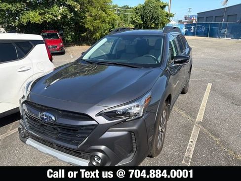 Certified 2025 Subaru Outback Limited AWD/4WD image 1