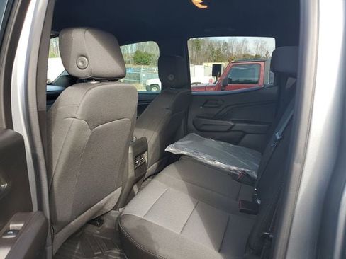 Used 2024 Chevrolet Colorado Trail Boss w/ Advanced Trailering Package image 8