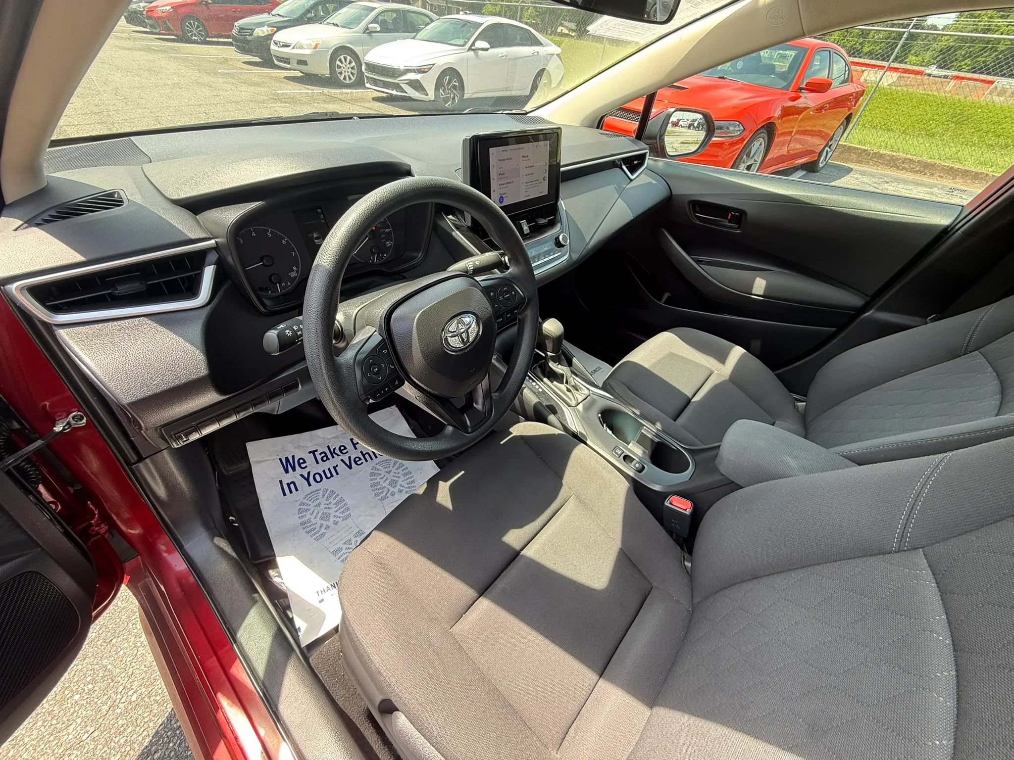 Used 2024 Toyota Corolla LE FWD image 9