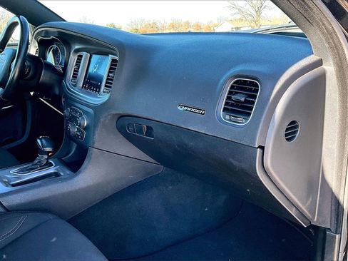 Used 2023 Dodge Charger SXT image 13