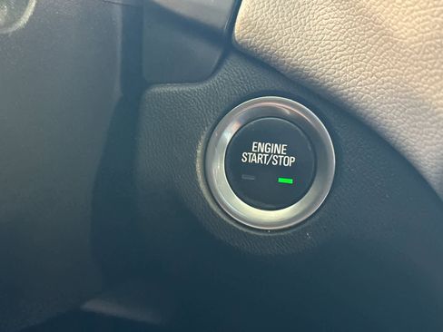 Used 2022 Chevrolet Equinox LS w/ LPO, Floor Liner Package AWD/4WD image 23