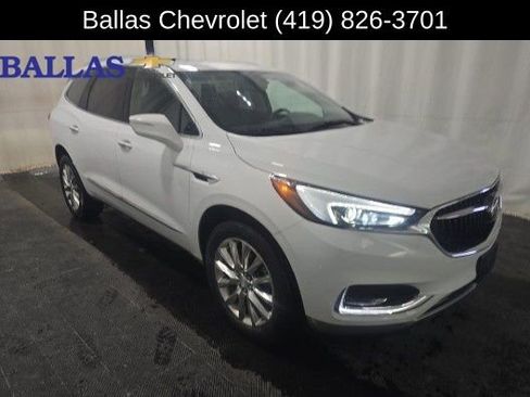 Used 2021 Buick Enclave Essence w/ Experience Buick Package image 3