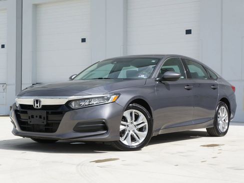Used 2019 Honda Accord LX image 5