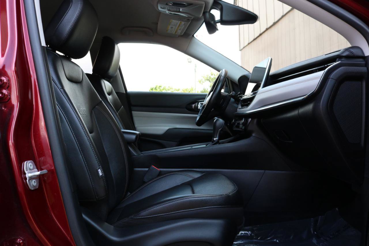 Used 2022 Jeep Compass Limited w/ Elite Group AWD/4WD image 46