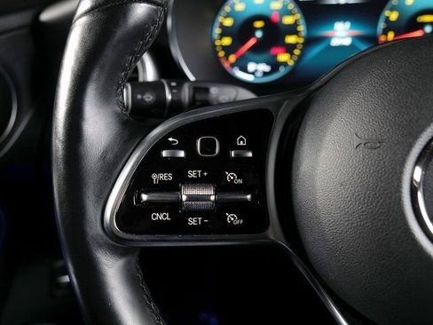 Used 2021 Mercedes-Benz GLC 300 4MATIC image 21