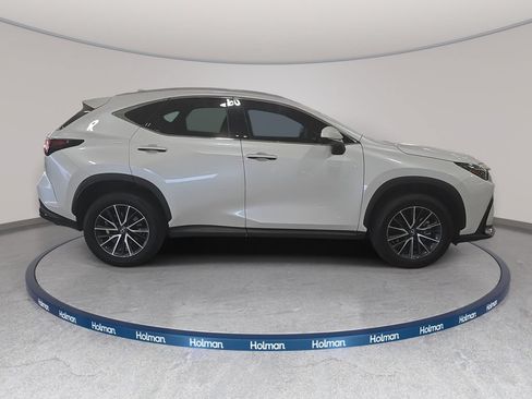 Used 2024 Lexus NX 250 FWD w/ Towing Package (2000 Lbs) image 5