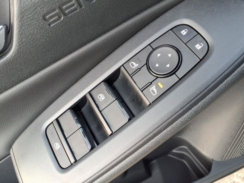 New 2026 Nissan Sentra SV image 17