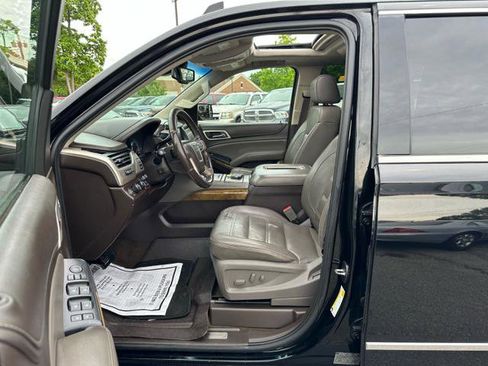 Used 2017 GMC Yukon XL Denali w/ Open Road Package AWD/4WD image 10
