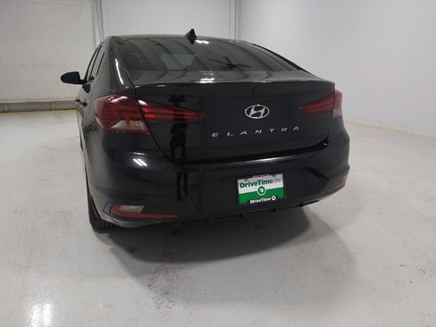 Used 2020 Hyundai Elantra SEL FWD image 6