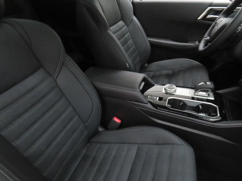 New 2026 Mitsubishi Outlander AWD image 27