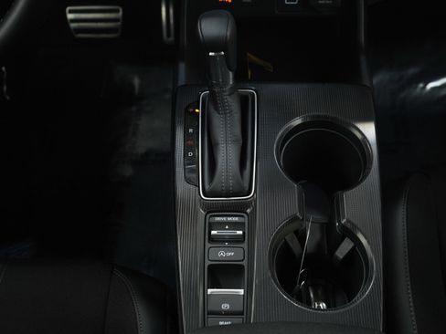 Used 2024 Honda Civic Sport image 17