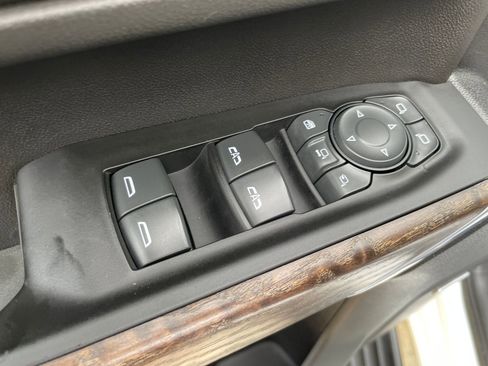 Used 2022 GMC Sierra 2500 Denali w/ Denali Ultimate Package image 12