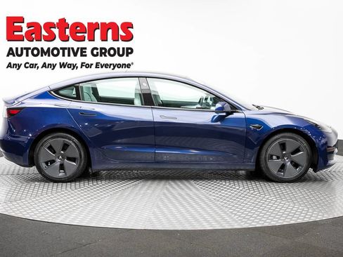 Used 2023 Tesla Model 3 Standard Range RWD image 4
