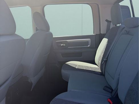 Used 2018 RAM 1500 Big Horn AWD/4WD image 14
