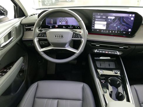 New 2026 Audi Q3 quattro 2.0T AWD/4WD image 6