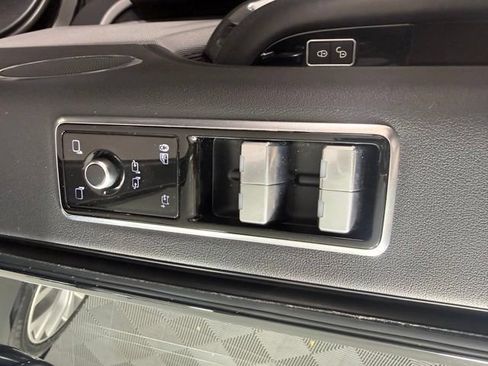 Used 2020 Land Rover Range Rover HSE AWD/4WD image 12