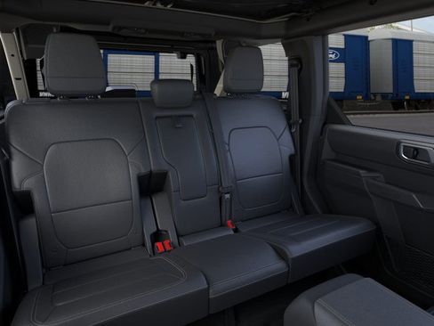 New 2026 Ford Bronco Badlands image 11