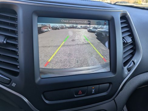 Used 2022 Jeep Cherokee Latitude Lux image 20