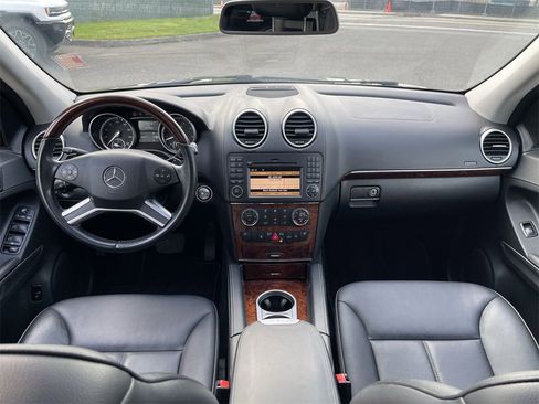 Used 2012 Mercedes-Benz GL 450 4MATIC image 21