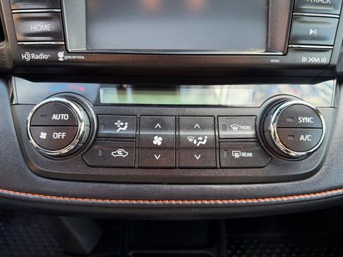 Used 2017 Toyota RAV4 SE w/ Power Extra Value Package AWD/4WD image 35
