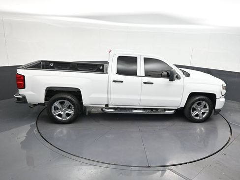 Used 2016 Chevrolet Silverado 1500 Custom w/ Custom Convenience Package RWD image 25