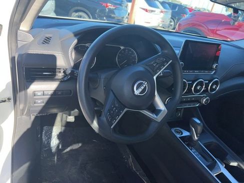 Used 2024 Nissan Sentra SV image 39