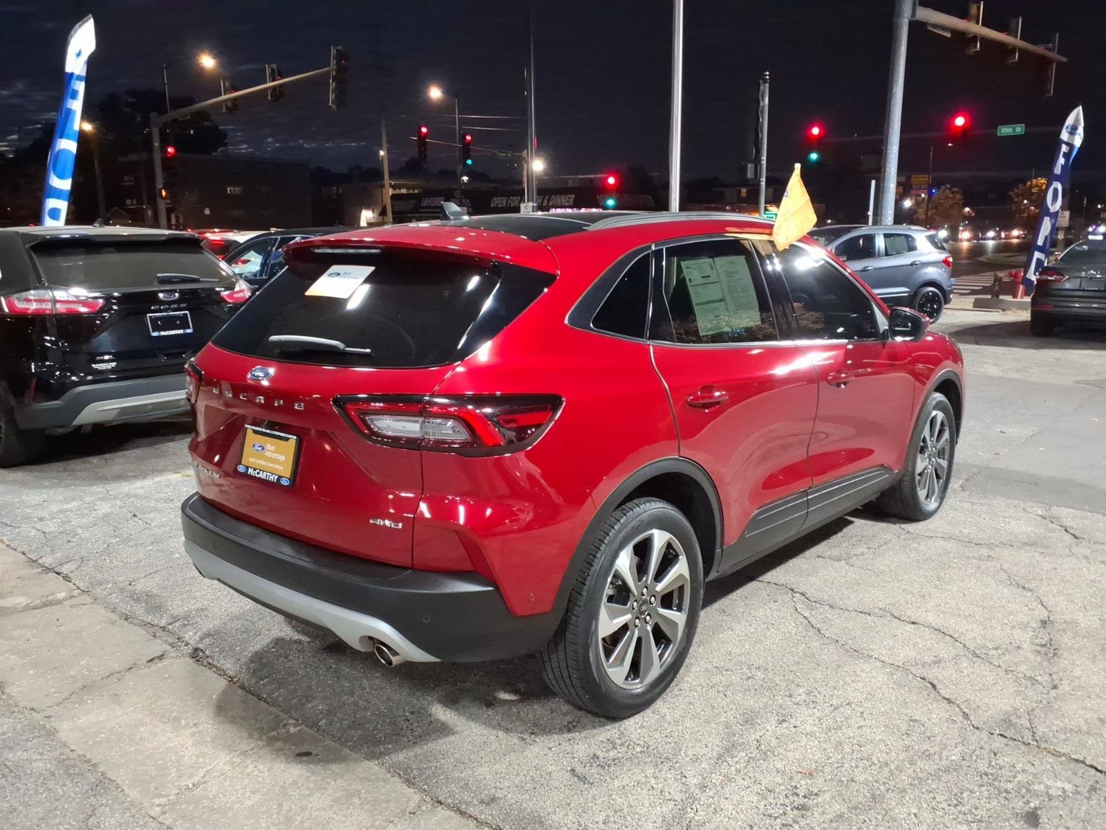 Certified 2024 Ford Escape Platinum w/ Premium Technology Package AWD/4WD image 3