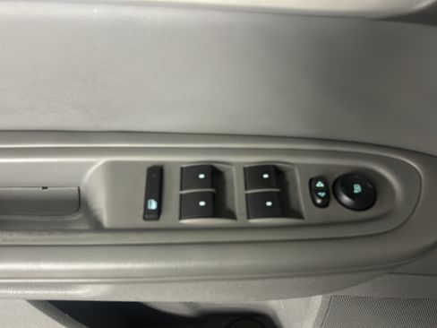 Used 2015 Chevrolet Traverse LS FWD image 13