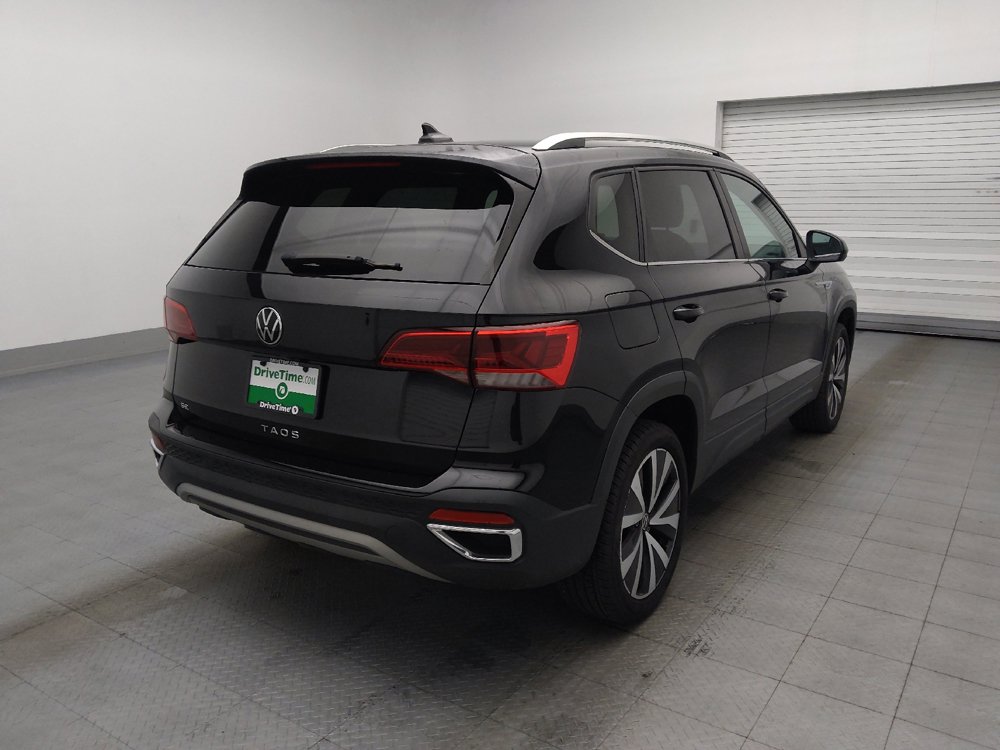 Used 2024 Volkswagen Taos SE FWD image 9