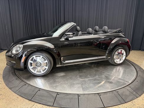 Used 2013 Volkswagen Beetle 2.5 FWD image 3