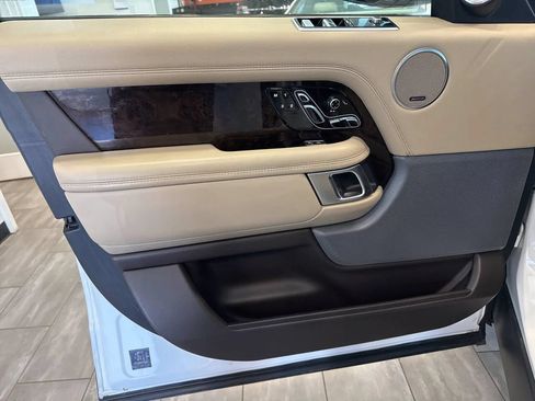 Used 2018 Land Rover Range Rover HSE AWD/4WD image 18