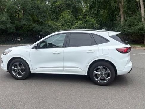 Certified 2023 Ford Escape ST-Line w/ Tech Pack #1 AWD/4WD image 4