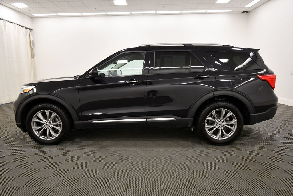 Used 2024 Ford Explorer Limited AWD/4WD image 4