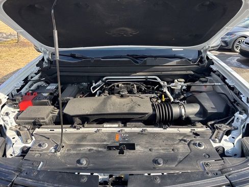 Used 2024 Chevrolet Colorado LT image 29