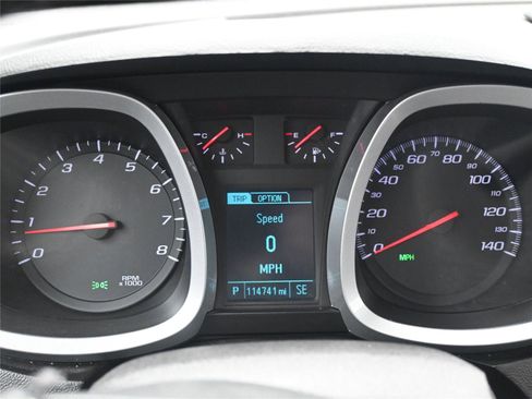 Used 2017 Chevrolet Equinox LT w/ Convenience Package image 5