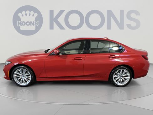 Used 2023 BMW 330i xDrive Sedan w/ Driving Assistance Package AWD/4WD image 7
