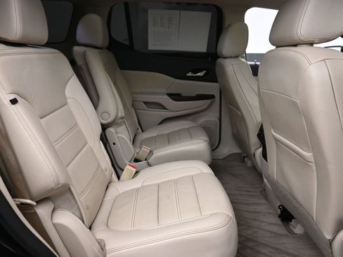 Used 2020 GMC Acadia Denali w/ Trailering Package image 8