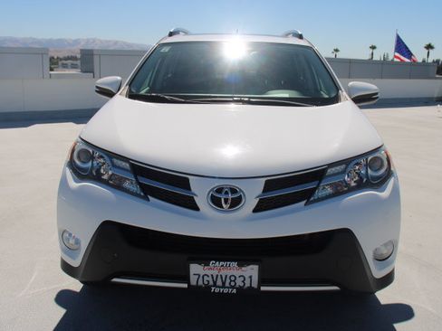 Used 2014 Toyota RAV4 XLE FWD image 7