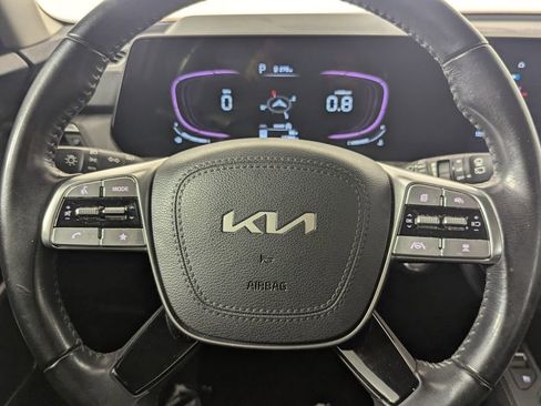Used 2024 Kia Telluride EX FWD image 16
