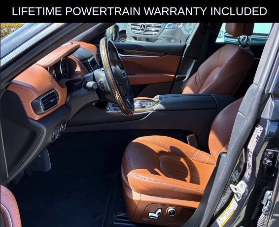 Used 2022 Maserati Levante GT AWD/4WD image 3