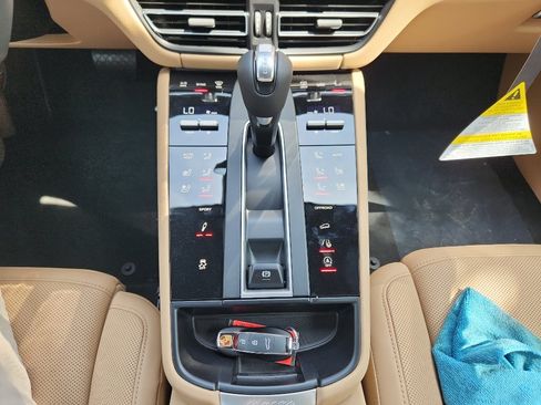 New 2026 Porsche Macan S image 54