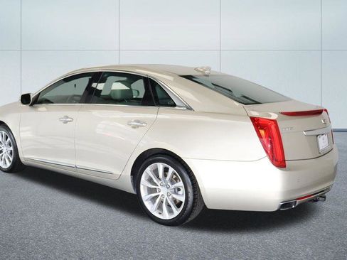 Used 2016 Cadillac XTS Luxury w/ Driver Awareness Package FWD image 3