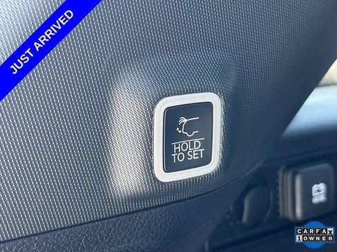 Used 2024 Jeep Grand Cherokee Altitude AWD/4WD image 14