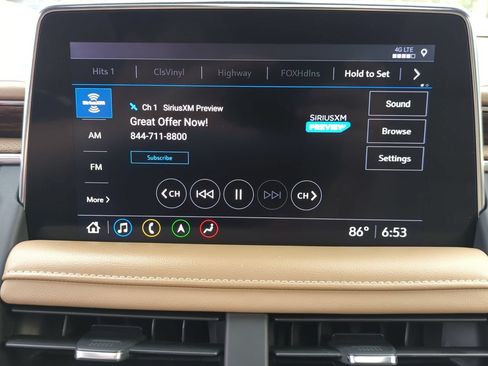 Used 2021 Chevrolet Tahoe Premier w/ Premium Package RWD image 15