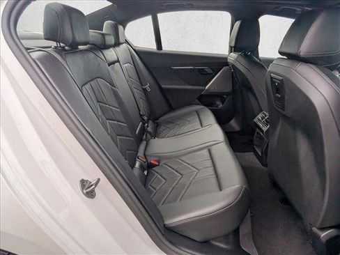 Used 2025 BMW 530i xDrive AWD/4WD image 20