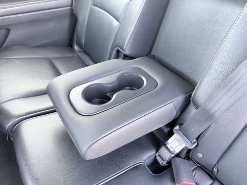 Used 2022 Honda Pilot Touring image 42