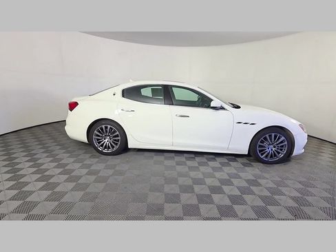 Used 2022 Maserati Ghibli Modena RWD image 35