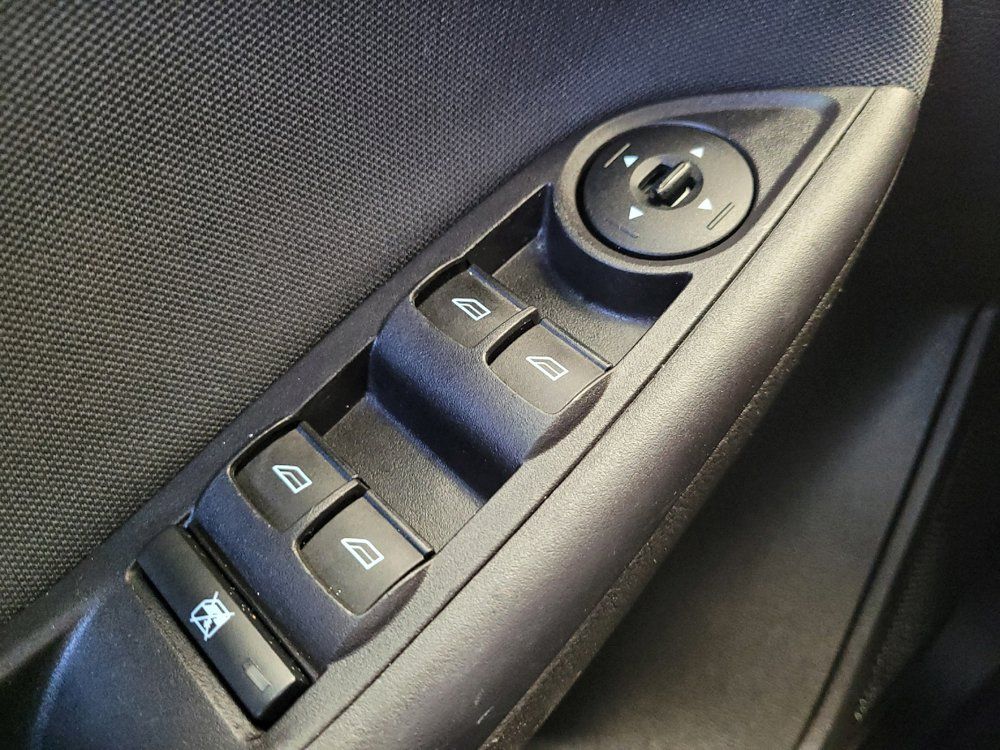 Used 2016 Ford Focus SE FWD image 27