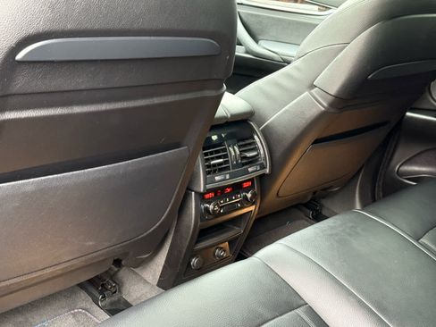 Used 2016 BMW X6 xDrive50i image 29