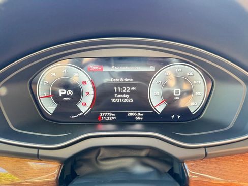 Used 2024 Audi Q5 2.0T Premium Plus w/ Premium Plus Package image 14